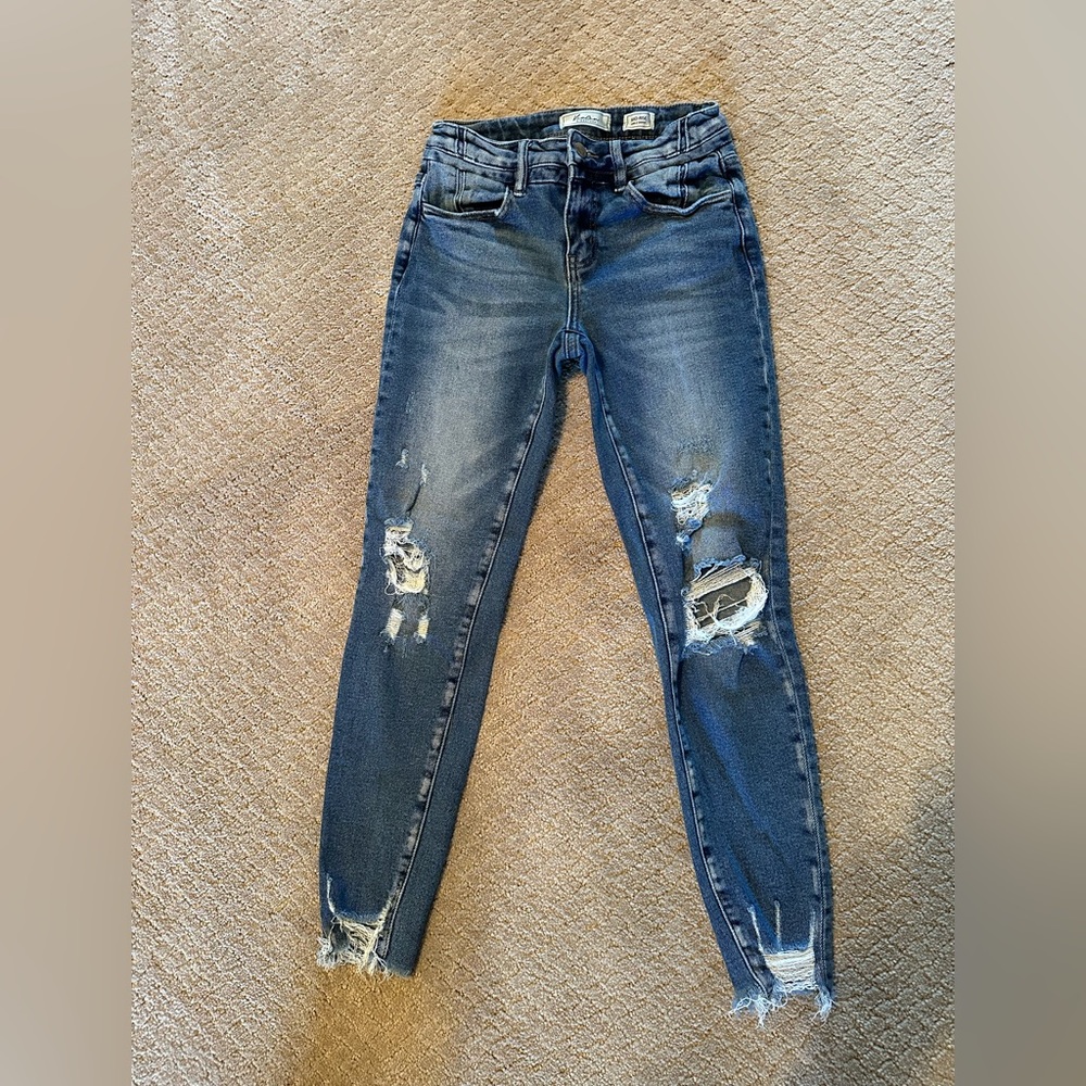 KanCan Signature Distressed Dark Blue Ankle Skinny Jeans